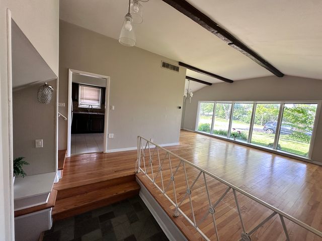 704 LARAMIE Avenue, Wilmette, IL 60091