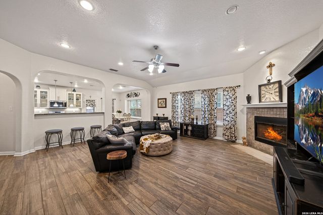 7707 Kings Spg, San Antonio, TX 78254