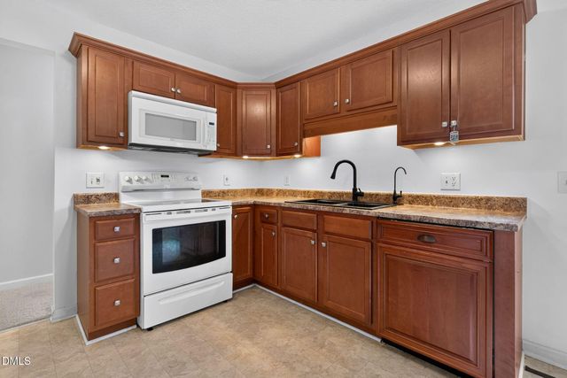 211 Courtland Drive, Angier, NC 27501