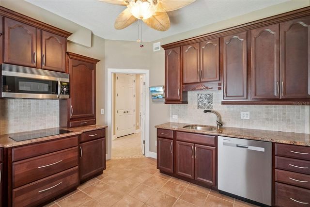 4016 SAFFLOWER TERRACE, Oviedo, FL 32766