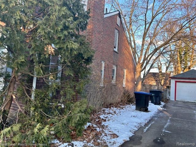 15778 Auburn Street, Detroit, MI 48223