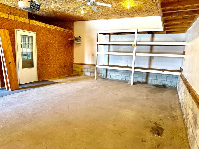 421 E Main Street, Ossian, IA 52161