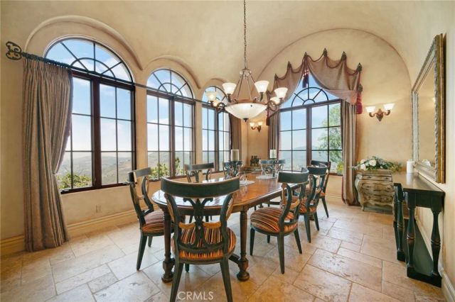 7811 Camino De Arriba, Rancho Santa Fe, CA 92067