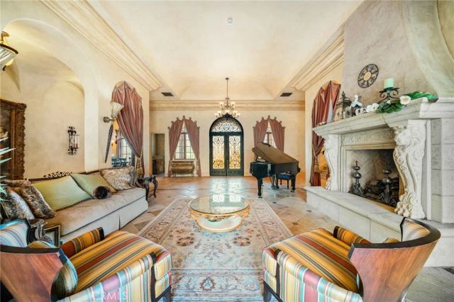 7811 Camino De Arriba, Rancho Santa Fe, CA 92067