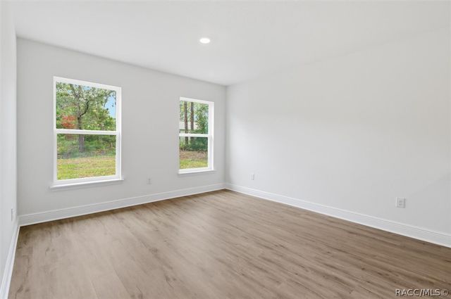 7982 N Susan Avenue, Dunnellon, FL 34433