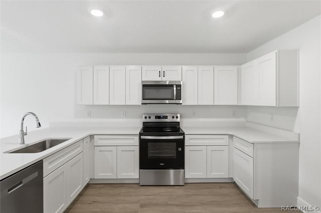 7982 N Susan Avenue, Dunnellon, FL 34433