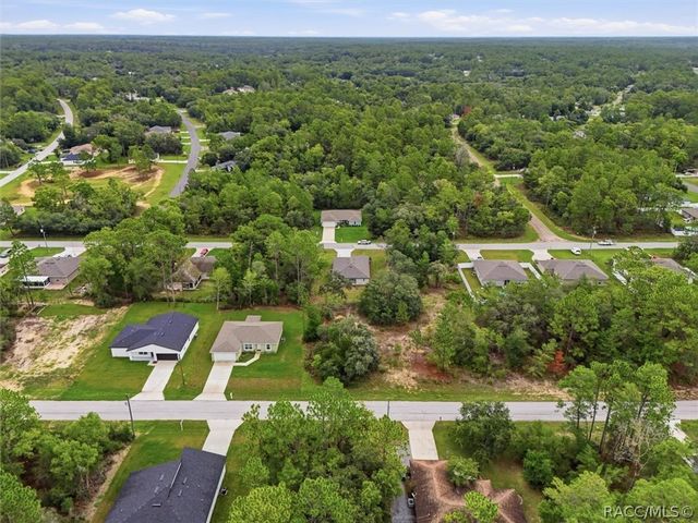 7982 N Susan Avenue, Dunnellon, FL 34433