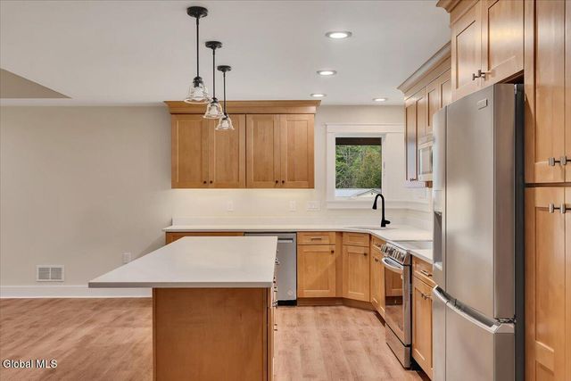 1422 Lake Avenue, Lake Luzerne, NY 12846