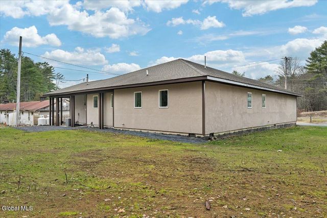 1422 Lake Avenue, Lake Luzerne, NY 12846