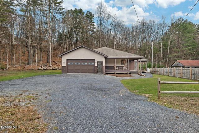 1422 Lake Avenue, Lake Luzerne, NY 12846