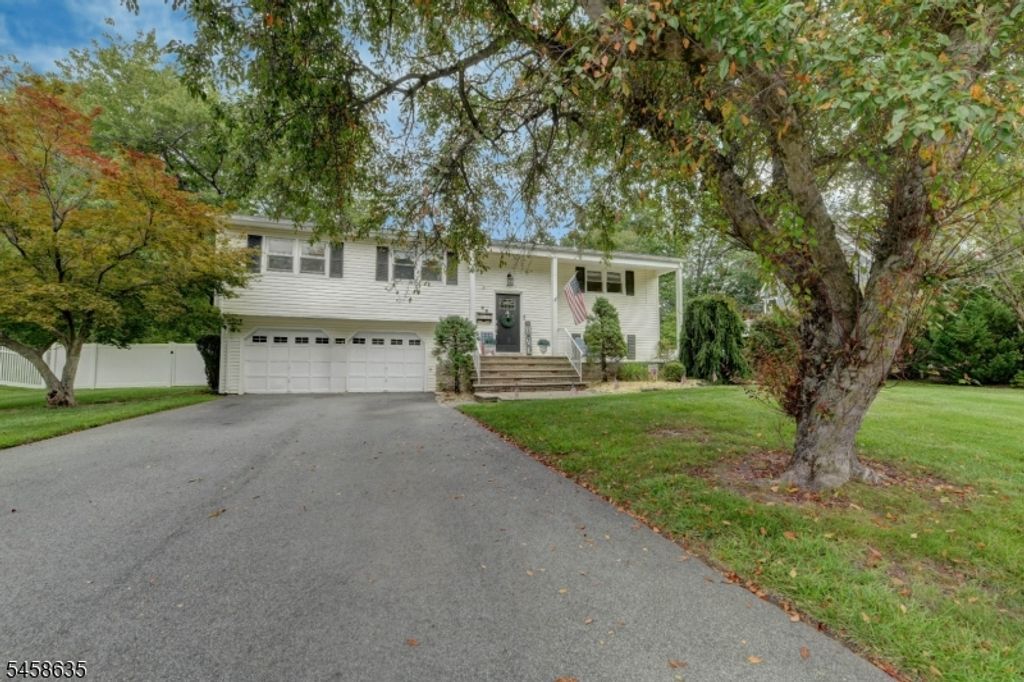 26 Curtis Dr, Lincoln Park Boro, NJ 07035 — photo 3