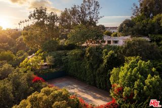 10934 Bellagio Road, Los Angeles, CA 90077