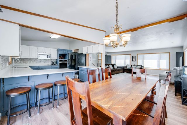 224 NW Sunrise Dr, Pullman, WA 99163