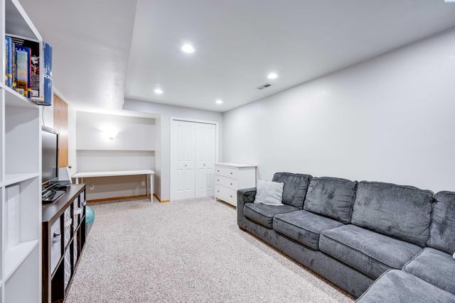 224 NW Sunrise Dr, Pullman, WA 99163