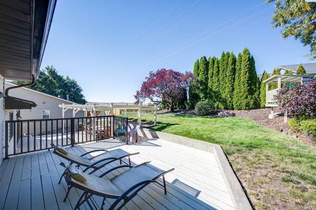 224 NW Sunrise Dr, Pullman, WA 99163