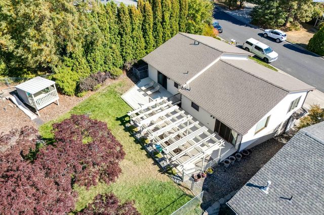 224 NW Sunrise Dr, Pullman, WA 99163