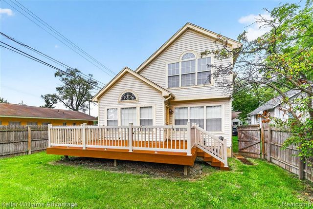 1360 Camden Street, Ferndale, MI 48220