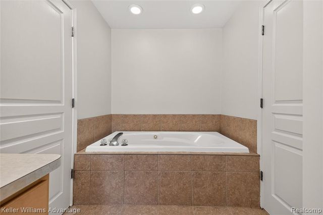 1360 Camden Street, Ferndale, MI 48220