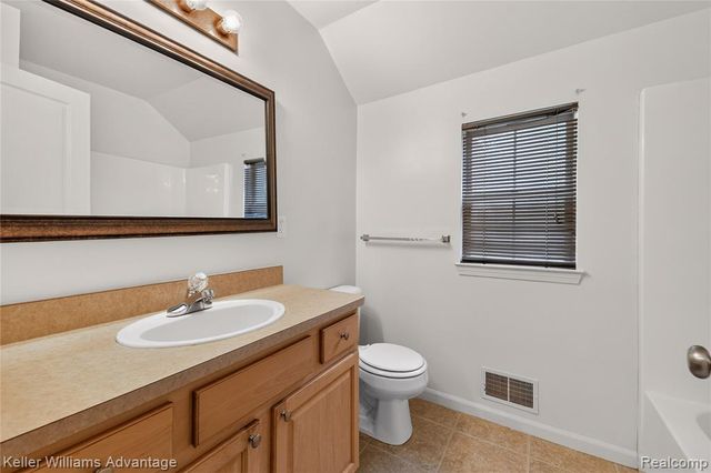 1360 Camden Street, Ferndale, MI 48220