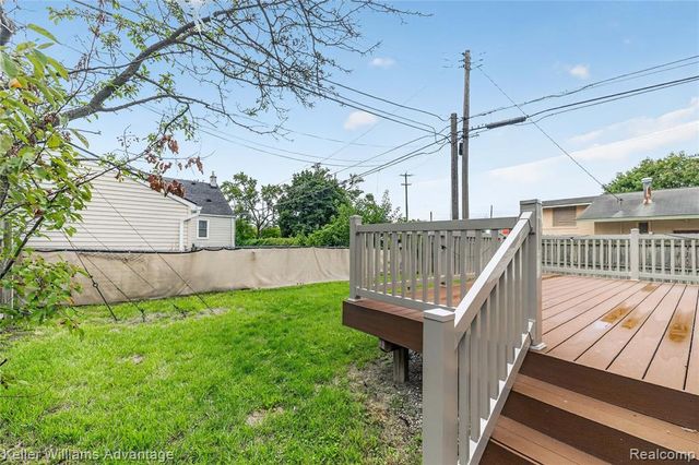 1360 Camden Street, Ferndale, MI 48220