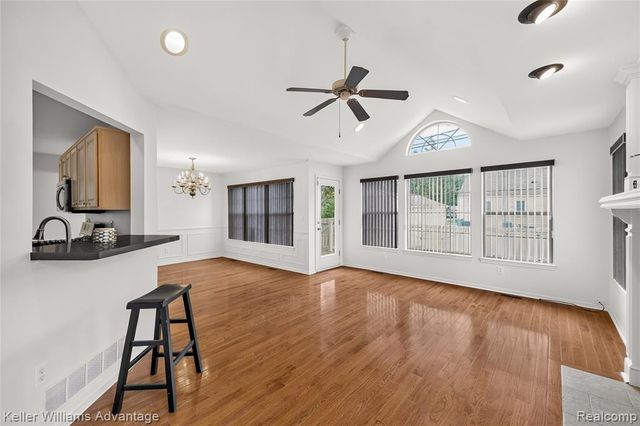 1360 Camden Street, Ferndale, MI 48220