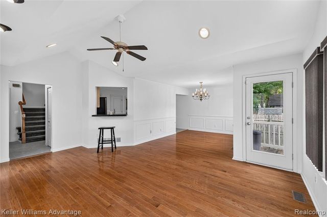 1360 Camden Street, Ferndale, MI 48220