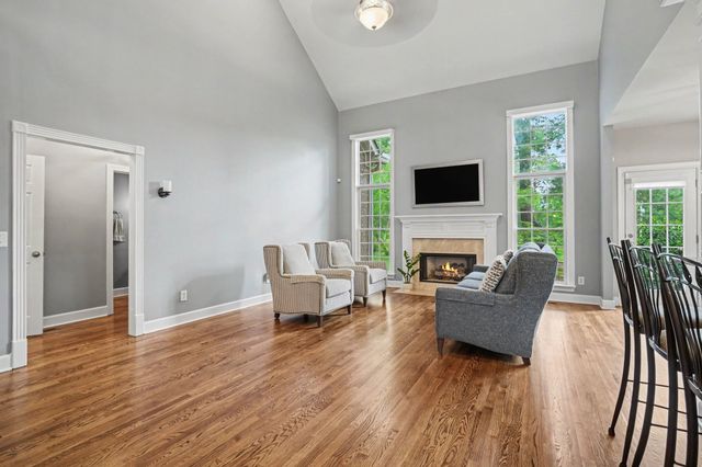 4512 Winfield Dr, Nashville, TN 37211