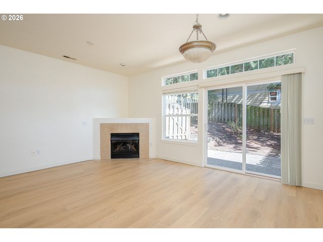 252 Nw ELEVEN MILE Ave, Gresham, OR 97030