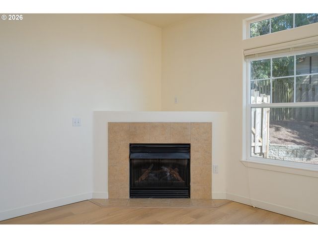 252 Nw ELEVEN MILE Ave, Gresham, OR 97030