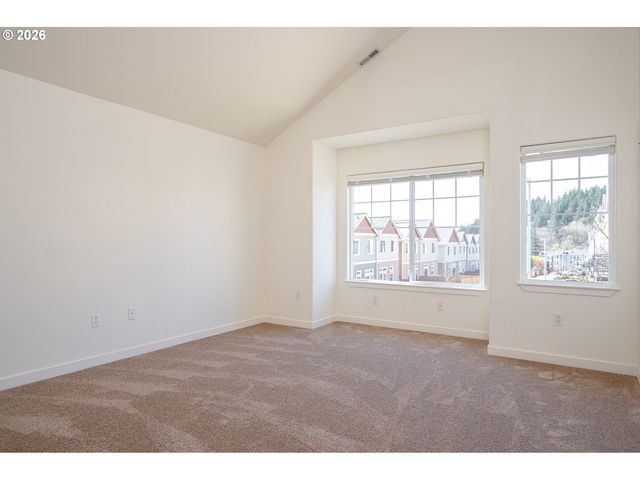 252 Nw ELEVEN MILE Ave, Gresham, OR 97030