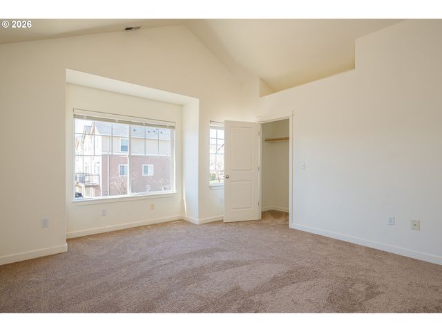 252 Nw ELEVEN MILE Ave, Gresham, OR 97030