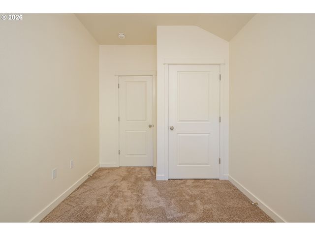 252 Nw ELEVEN MILE Ave, Gresham, OR 97030