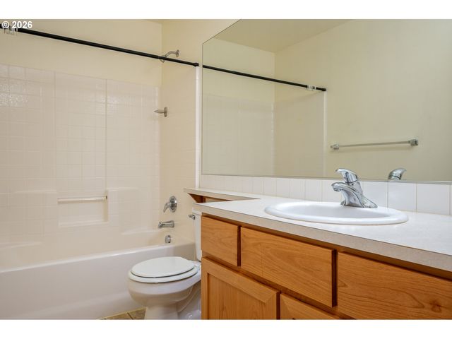 252 Nw ELEVEN MILE Ave, Gresham, OR 97030