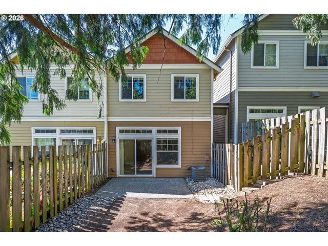 252 Nw ELEVEN MILE Ave, Gresham, OR 97030