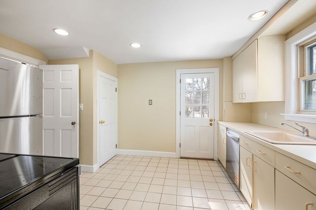 159 Payson Rd, Brookline, MA 02467