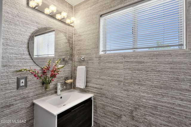 664 N Mercedes Street, Nogales, AZ 85621