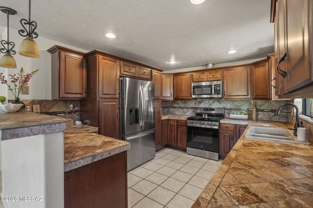 664 N Mercedes Street, Nogales, AZ 85621