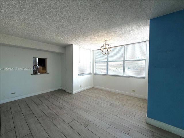 3660 NE 166th St 301 +40' Deeded Dock, North Miami Beach, FL 33160