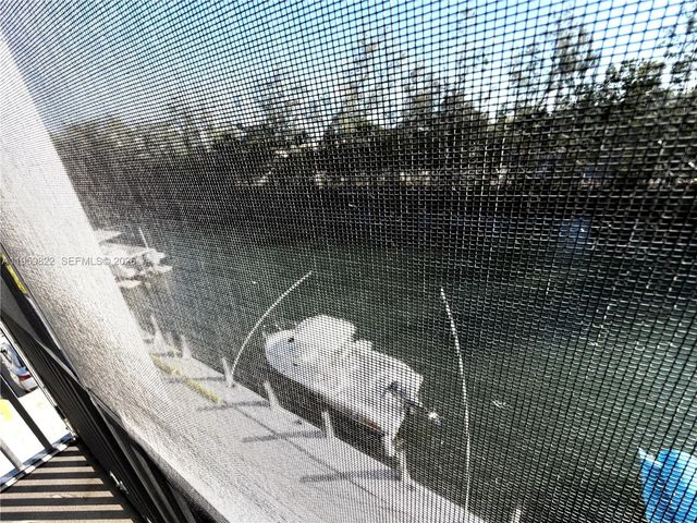 3660 NE 166th St 301 +40' Deeded Dock, North Miami Beach, FL 33160