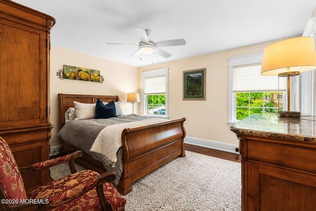 27 Fox Hill Road, Middletown, NJ 07748