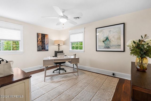 27 Fox Hill Road, Middletown, NJ 07748