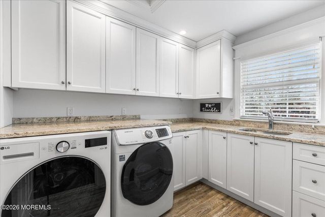 27 Fox Hill Road, Middletown, NJ 07748