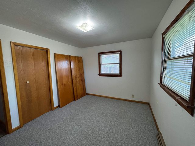 1607 Salzer, Charles City, IA 50616