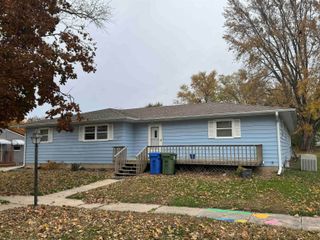 1607 Salzer, Charles City, IA 50616