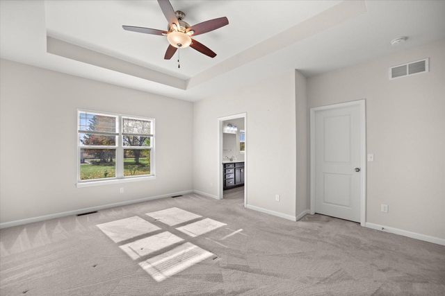 7911 W Oakwood WAY, Franklin, WI 53132