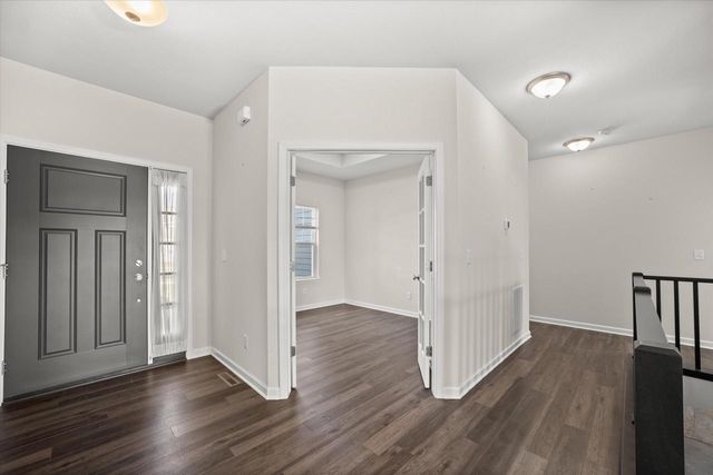 7911 W Oakwood WAY, Franklin, WI 53132