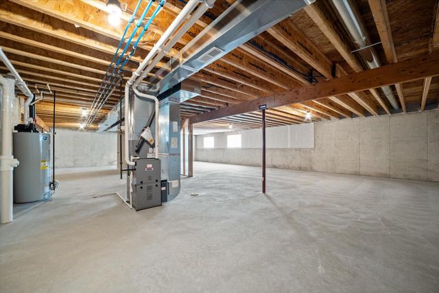 7911 W Oakwood WAY, Franklin, WI 53132