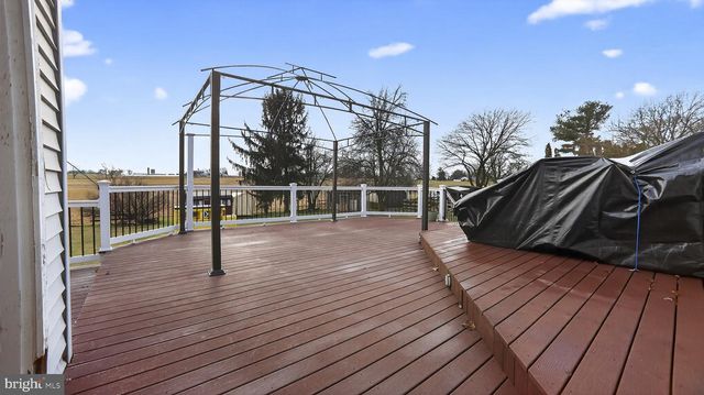 2538 SIEGRIST RD, Ronks, PA 17572