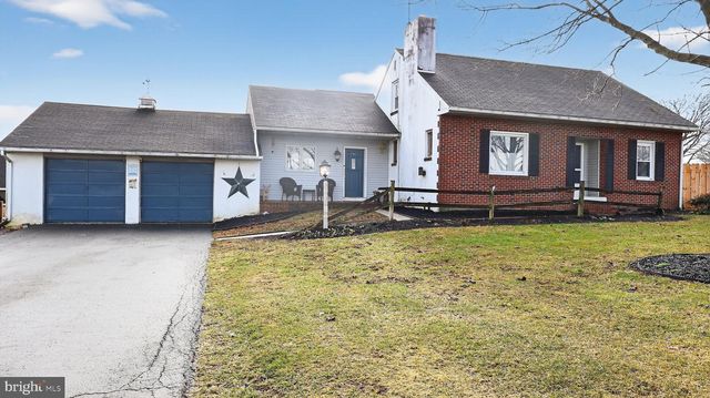 2538 SIEGRIST RD, Ronks, PA 17572