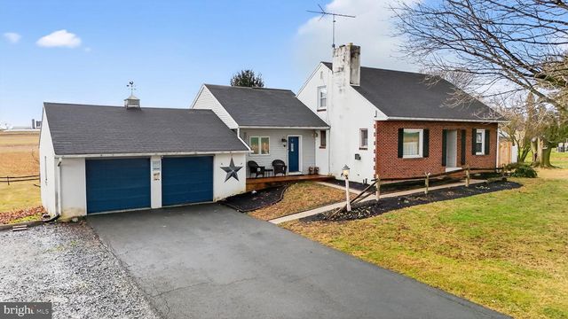 2538 SIEGRIST RD, Ronks, PA 17572